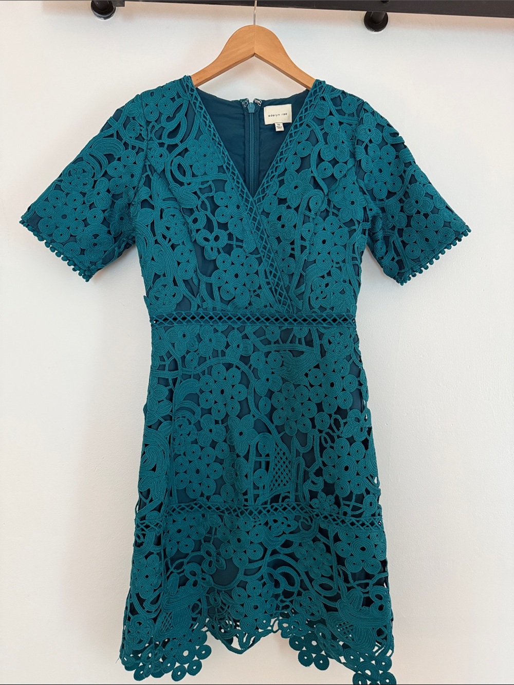 Adelyn Rae Teal Floral Guipure Lace Mini Dress